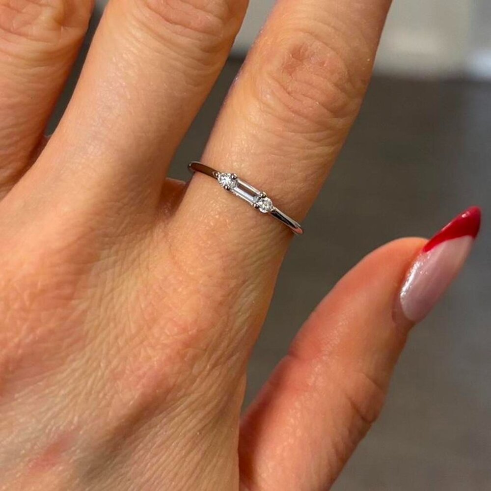 The Nicola Sz 6 dainty sterling silver ring in rectangle shape with cz stones